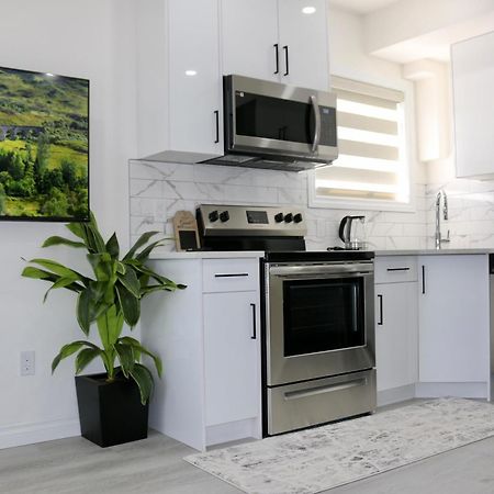 Award Winning Boho Paradise Sunlit Modern Suite YYC المظهر الخارجي الصورة
