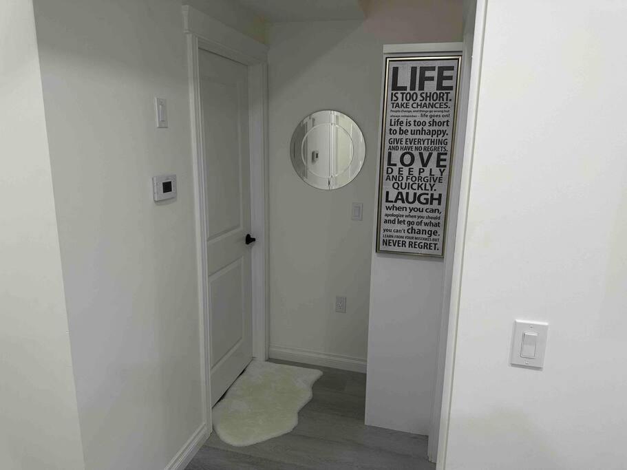 Award Winning Boho Paradise Sunlit Modern Suite YYC المظهر الخارجي الصورة